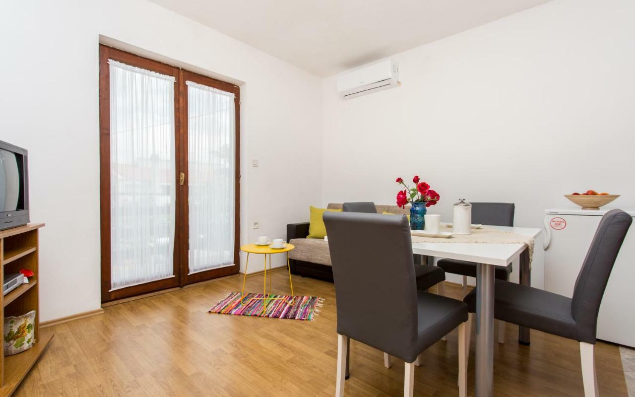 Apartman Broznic シロ エクステリア 写真